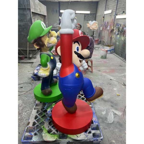Design Custom High Quality Fiberglass Cartoon Figure Best Selling Sculptures Game Character Statue