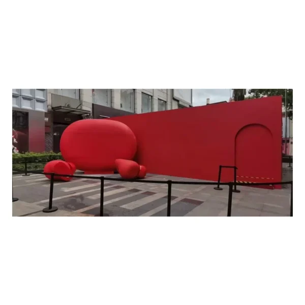 Large PU Plastic Crafts Statue No Rough Edges Complex Process Event Decoration Table Foam Ornament