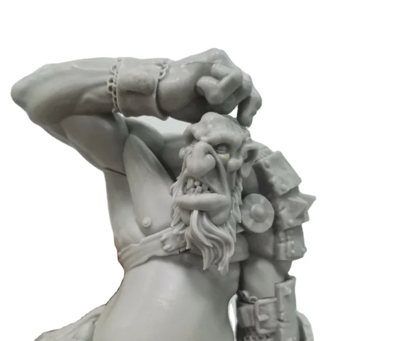 Custom Collection Casting Resin Giant Wild Men Miniature Figure for Board Game