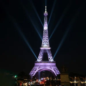 Eiffel Tower Large Size 6ft 10ft 12ft 15ft 20ft Metal Frame Steel Glowing Eiffel Tower Sculpture for Shopping Center Decoration