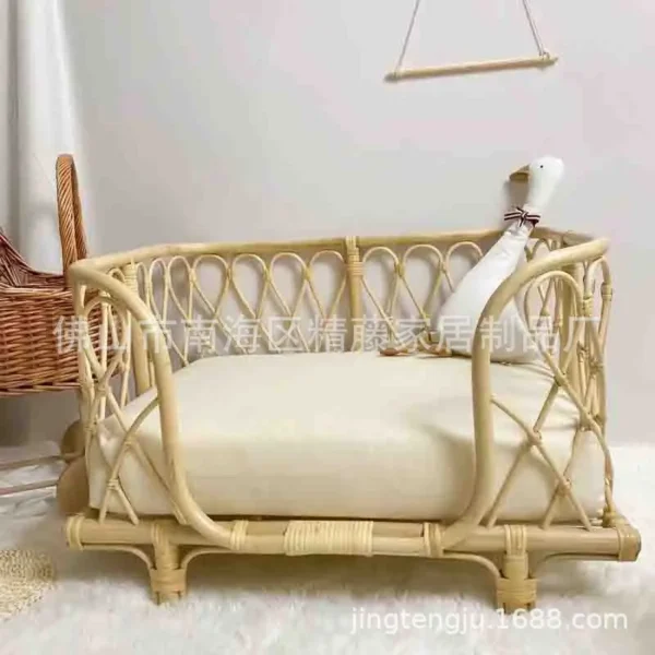 best supplier rattan pet sofa furniture beds for pets dogs cats animals without cushion pillows