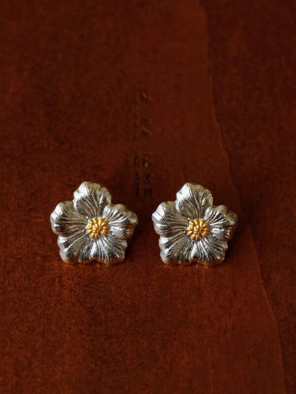Buccellati-Inspired Gardenia Flower Stud Earrings
